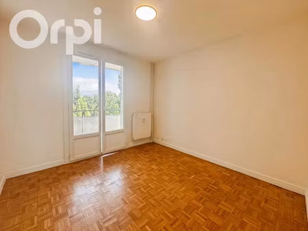 location appartement 3 pièces 61.65 m² à aubenas (07200)  620 €