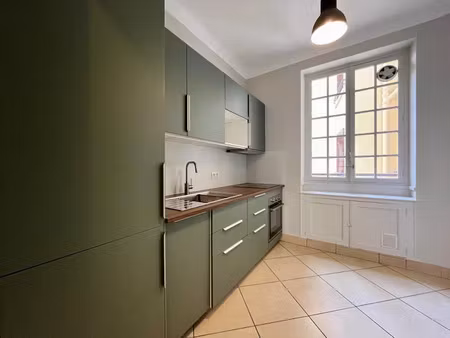 location appartement 3 pièces 68.45 m² à lyon 4ème (69004)  1 140 €
