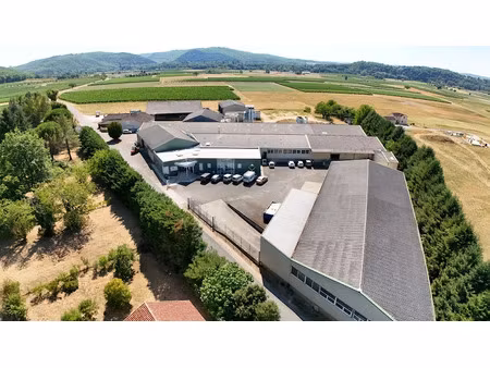 vente locaux professionnels à cahors (46000)  1 350 000 €