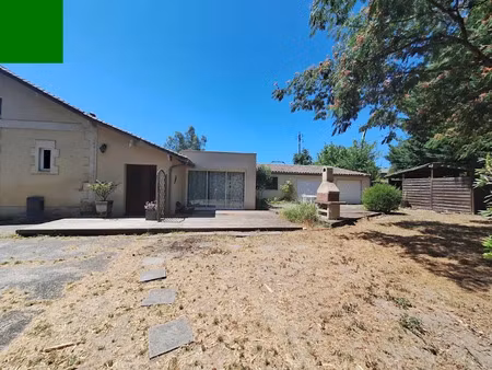 location meublée maison 6 pièces 157 m² à pessac (33600)  1 508 €