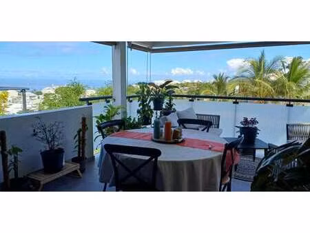 appartement avec terrasse saint gilles les bains (974)