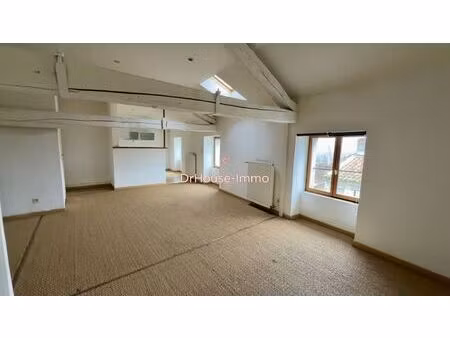 appartement t3 de 74 m² avec parking et cave