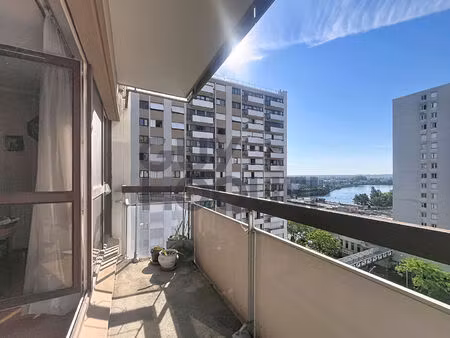 appartement 5 pièce(s) 105 m2 - 4 chambres - paking - cave