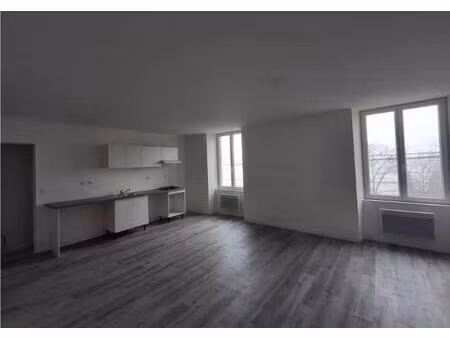 appartement t3 reole - 70 m2 - 700 euros ttc