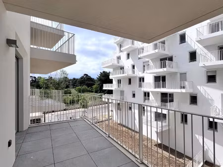 location appartement 2 pièces 41 m² à marseille 9 (13009)
