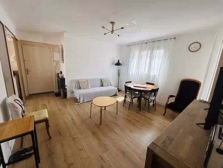 location appartement 4 pièces 70 m² à nice (06100)