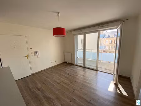 appartement 2 pièces de 40m² avec loggia - rouen gauche - secteur saint sever