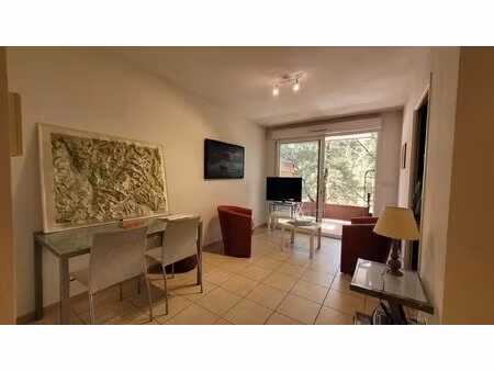 à louer – appartement t2 meublé avec terrasse