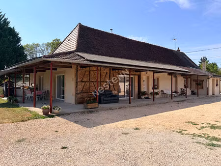 ferme bressane de caractère entièrement rénovée de 190 m² - prestations haut de gamme - te