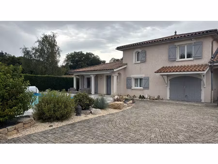 vente maison 6 pièces 141 m² savigneux (01480)