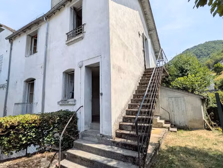 maison vic sur cere 6 pièce(s) 80 m2