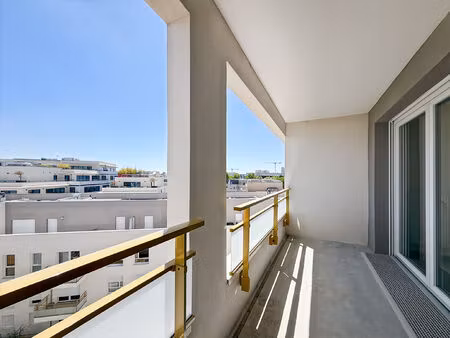 location appartement 3 pièces  71.13m²  rouen