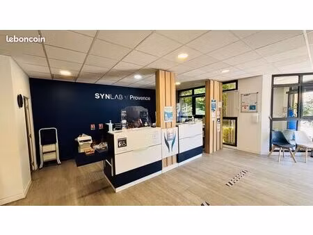 local commercial 500 m²
