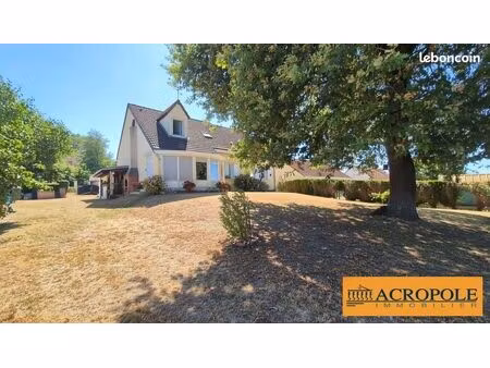 maison 6 pièces 166 m²