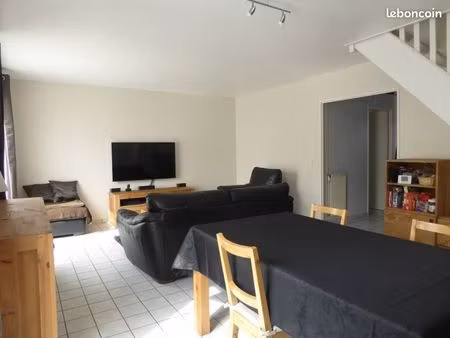 30m² ouvrant sur belle terrasse/jardin exposés sud