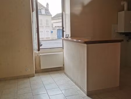 location appartement 2 chambres  bon état général