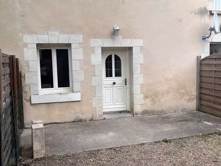 location maison de bourg beauvau