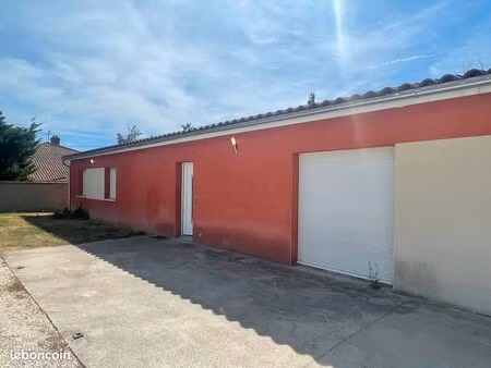 maison rénové avec entrepot et grange