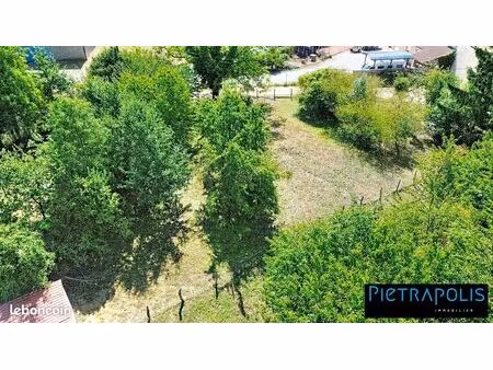 terrain 769 m² francheleins