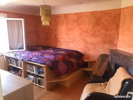 location studio dans maison individuelle