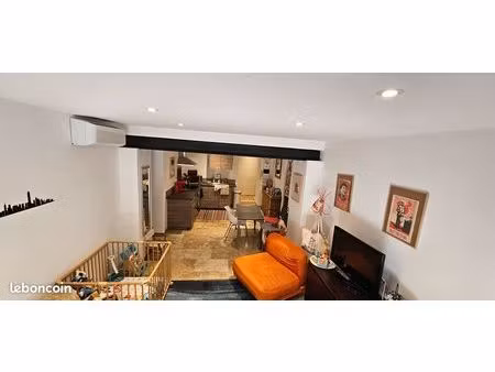 appartement t3 64 m² état neuf climatisé + 2 pl parking + jardin +/- 20 m²