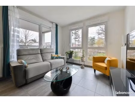 loue t 3 hyper centre appartement