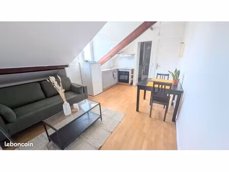 à louer – appartement 2 pièces refait à neuf – 850 cc