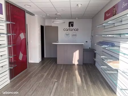 local commercial 120 m² roquebrune-sur-argens