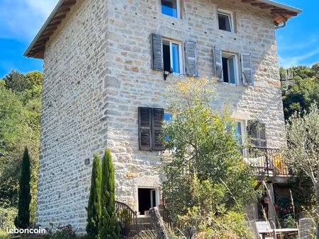 maison en pierre 120 m2