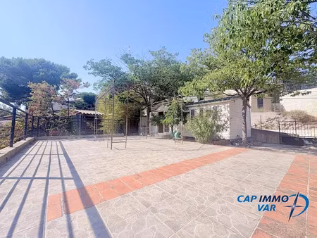vente chalet 3 pièces 26 m² à le castellet (83330)  185 000 €