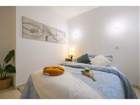 location meublée appartement 2 pièces 27.39 m² à paris 15ème (75015)  1 514 €