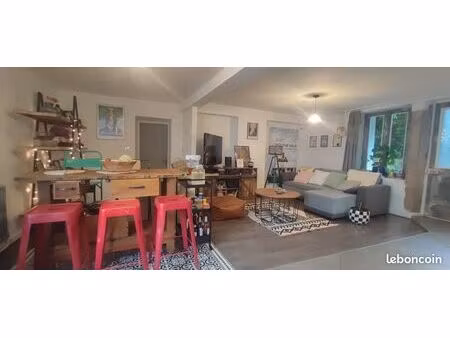 appartement t2 de 69 m² à louer – arbent (01100)