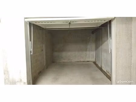garage/box 15 m² bourg en bresse