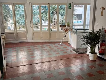 local bien-être 83 m² – emplacement exceptionnel toulon centre
