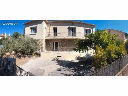 local professionnel ou bureaux d'entreprise