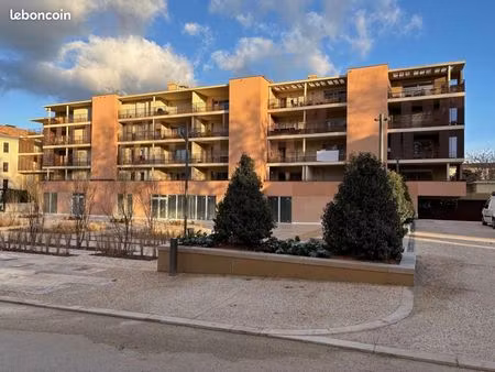 appartement 3 pièces 70 m²
