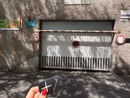 place parking chaville