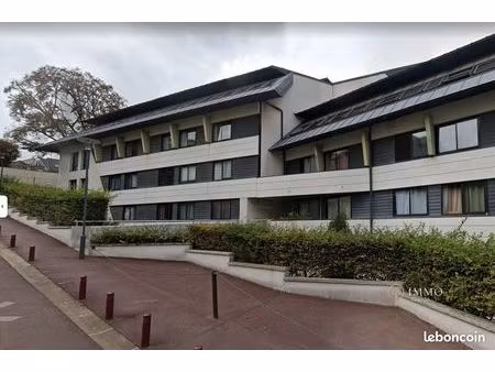studio 1 pièce 19 m²