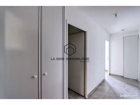 appartement 2 pièces 52 m²