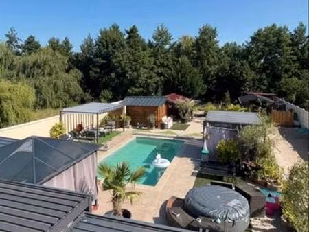 vends maison et indépendances