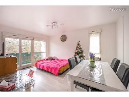 appartement 3 pièces 60 m²