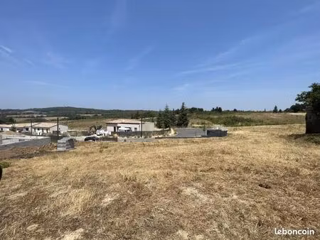 terrain 770 m² palaja