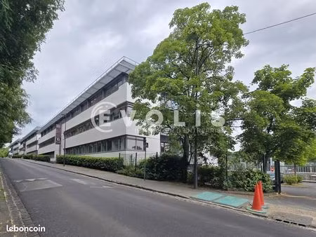 bureau 205 m²