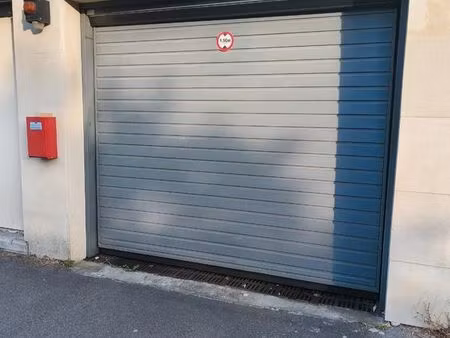 parking charentonneau
