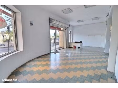 local commercial 77 m² ajaccio