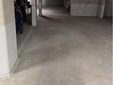place parking sous terrain