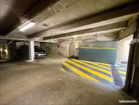parking bécon