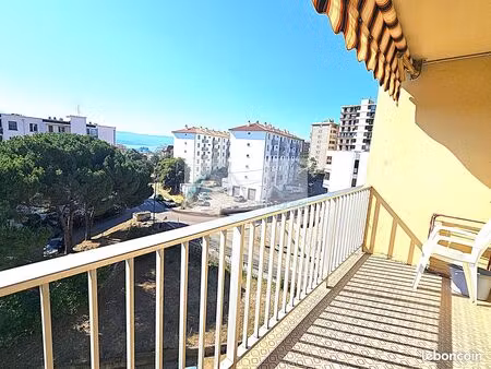 appartement 3 pièces 79 m²