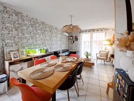 blagnac - appartement t3 avec terrasse et parking