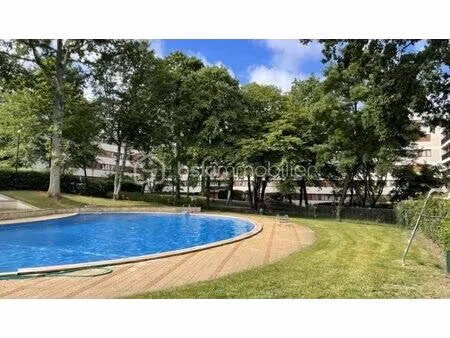 a vendre appartement de 4 pièces de 89 m² avec grand balcon  parking & cave – résidence él